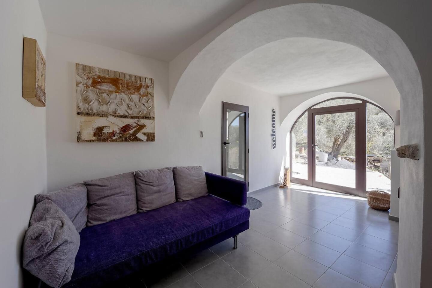 Alba Dachi Farm Andora